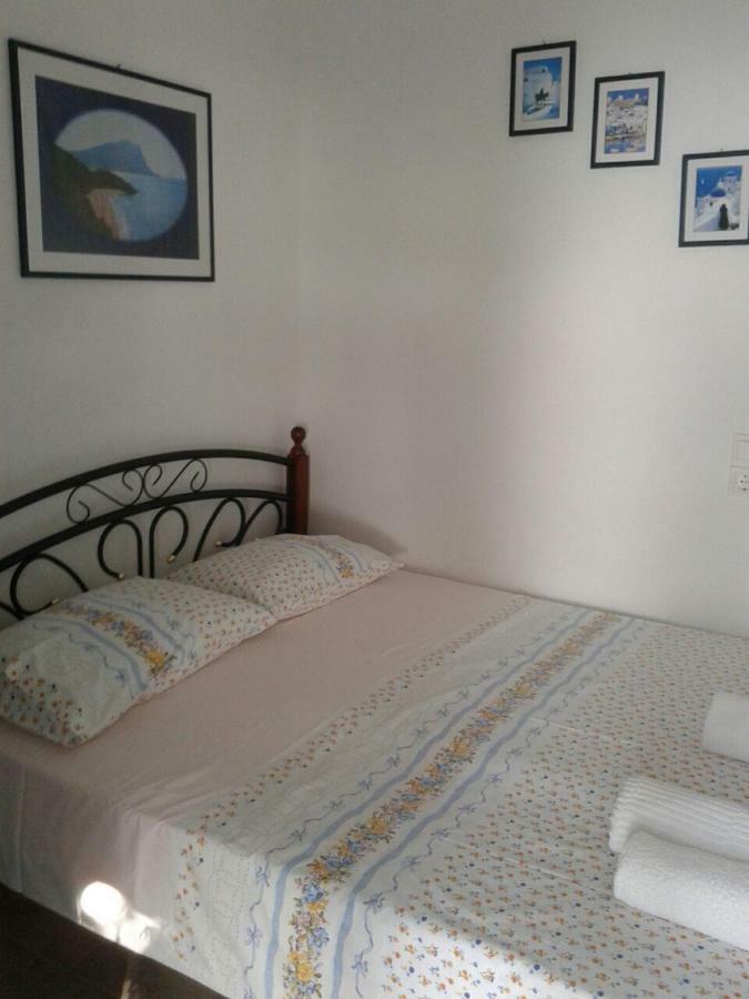 Floras Rooms&Studios Anafi Exterior foto